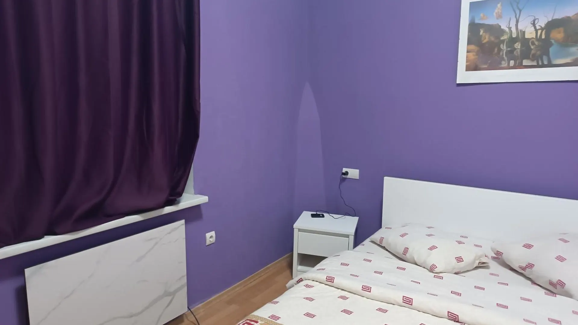 Вірменський Собор , Не Мансарда Apartment